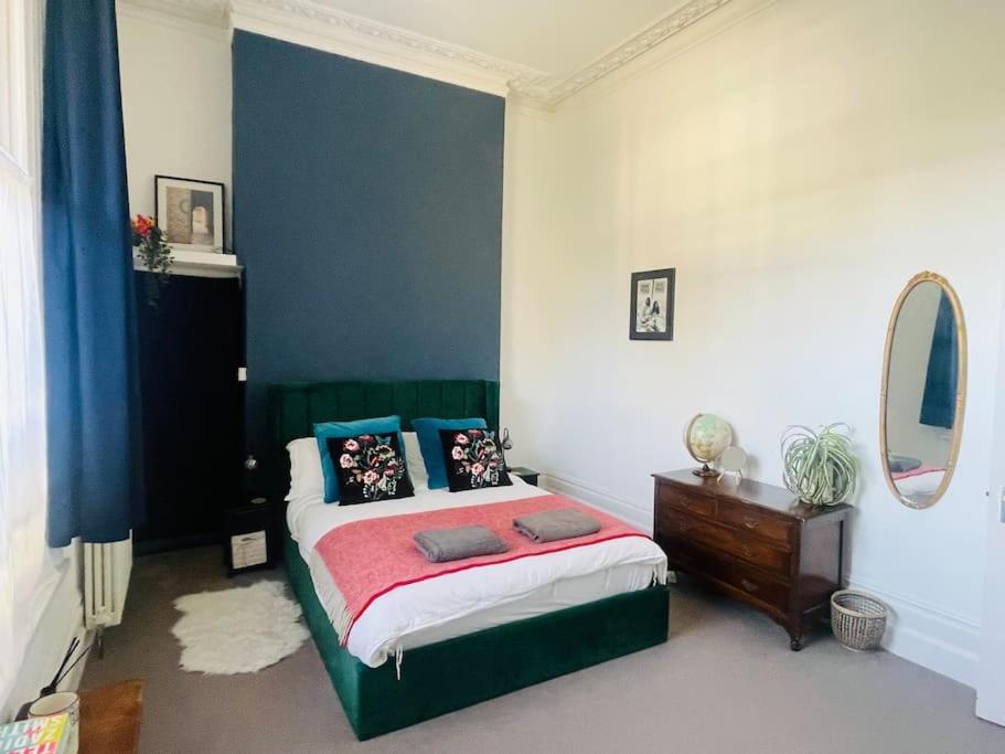 Appartement Beautiful Flat Perfect For A Seaside Break! à Hove Extérieur photo
